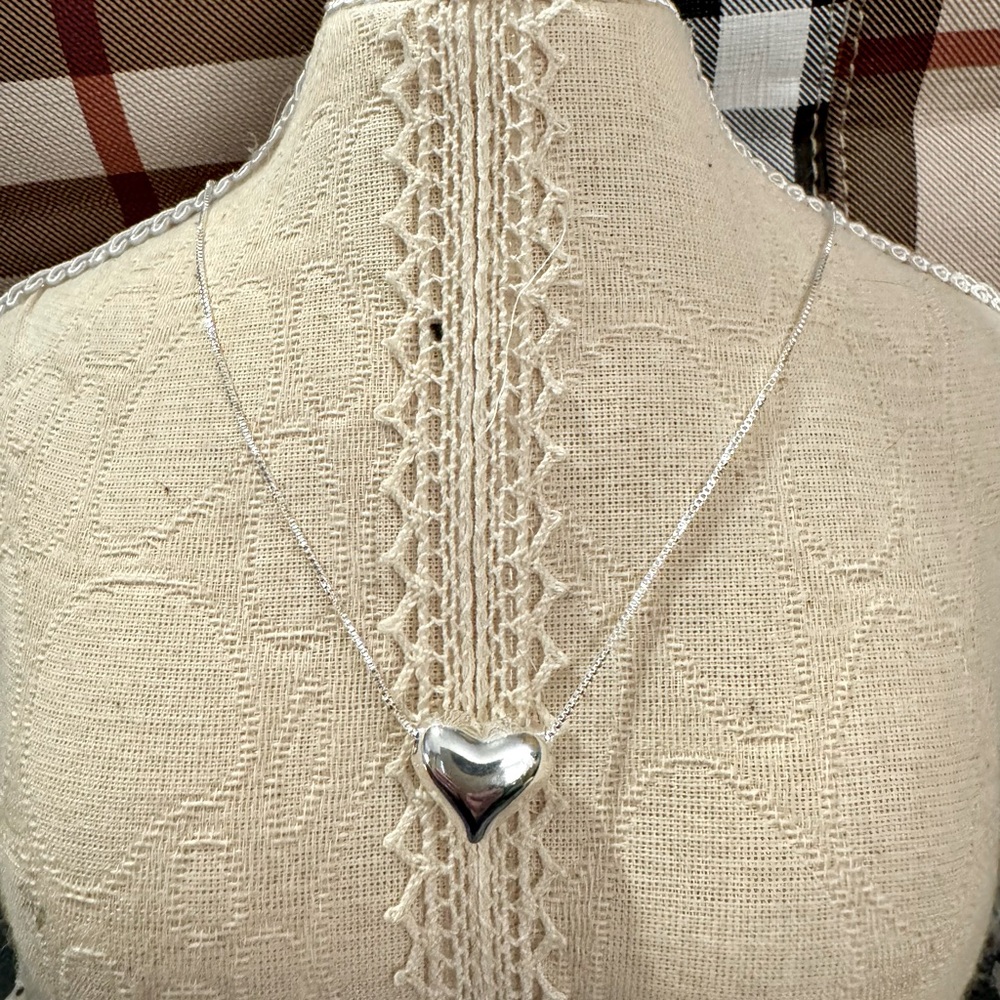 NEW STERLING SILVER 925 PUFFED HEART NECKLACE